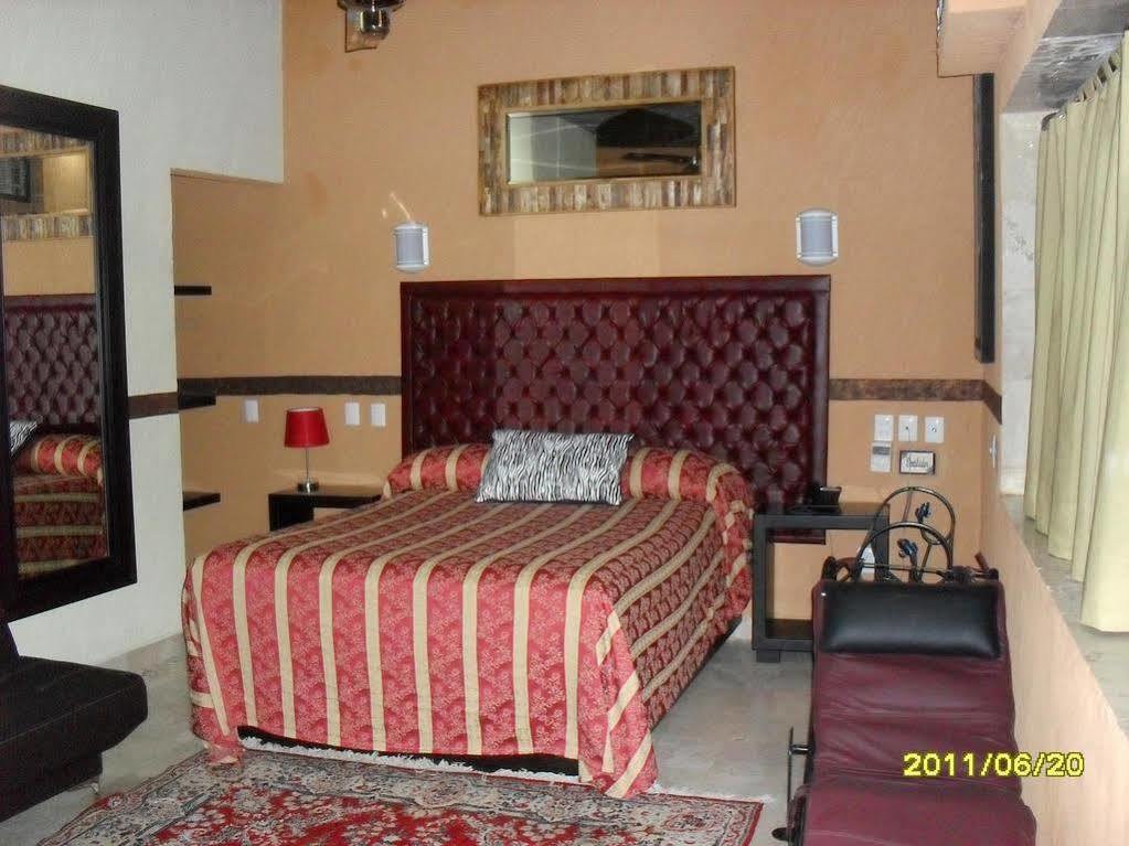 Villas Y Suites Paraiso Del Sur 쿠에르나바카 외부 사진